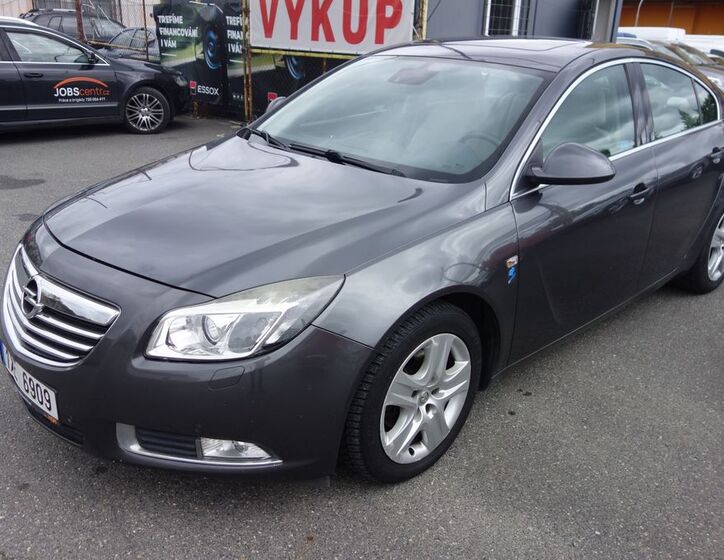 Opel Insignia 1
