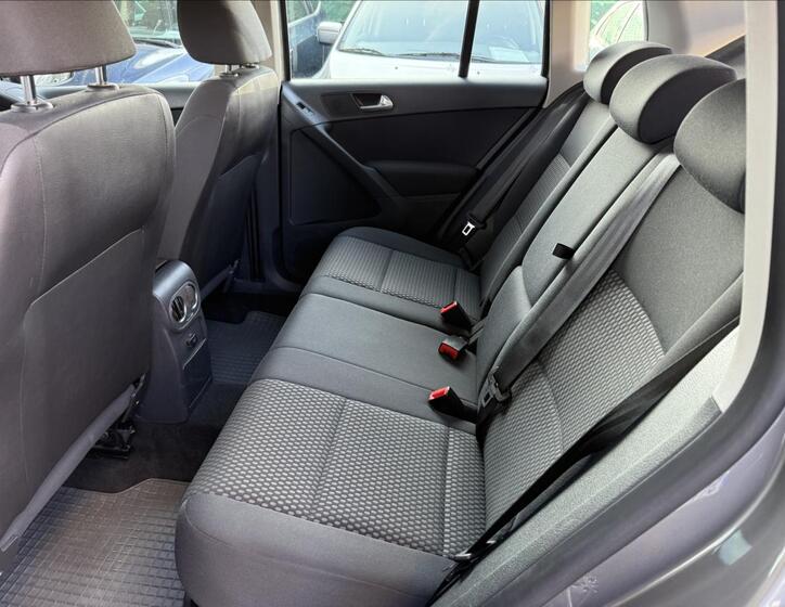 Volkswagen Tiguan 13