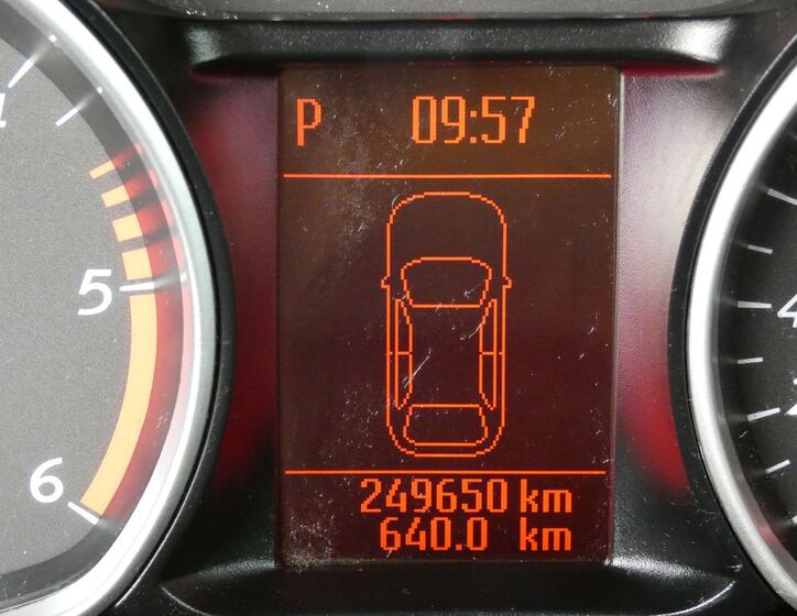 Ford Galaxy 34