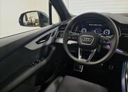 Audi Q7 25