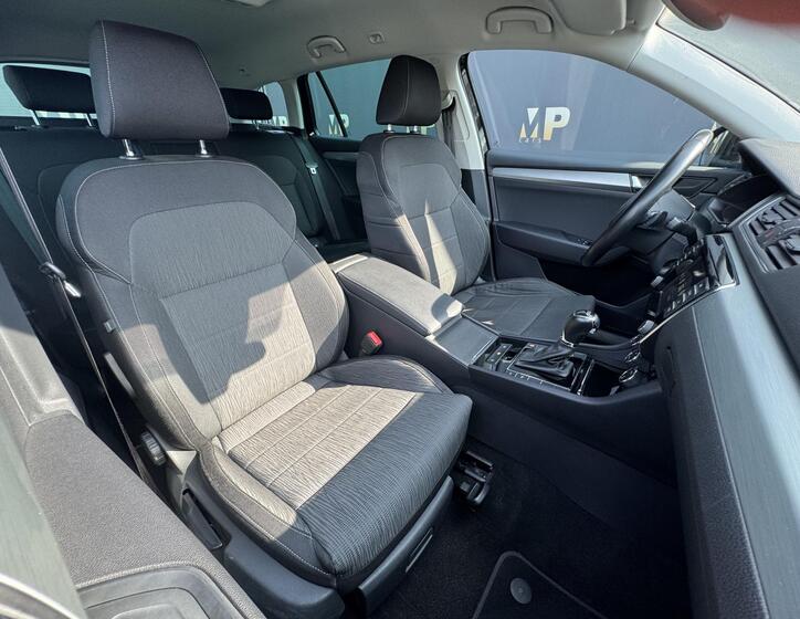 Škoda Superb 16
