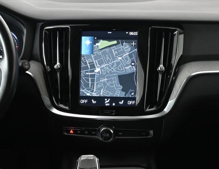 Volvo V60 12