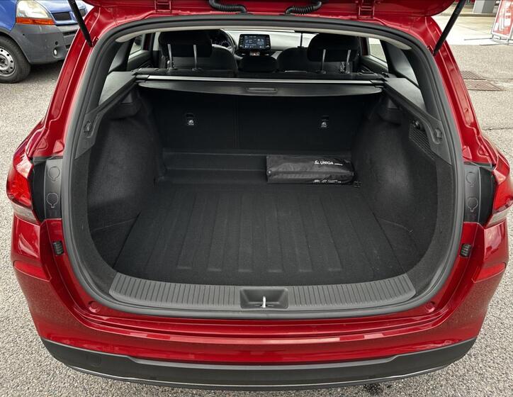 Hyundai i30 14