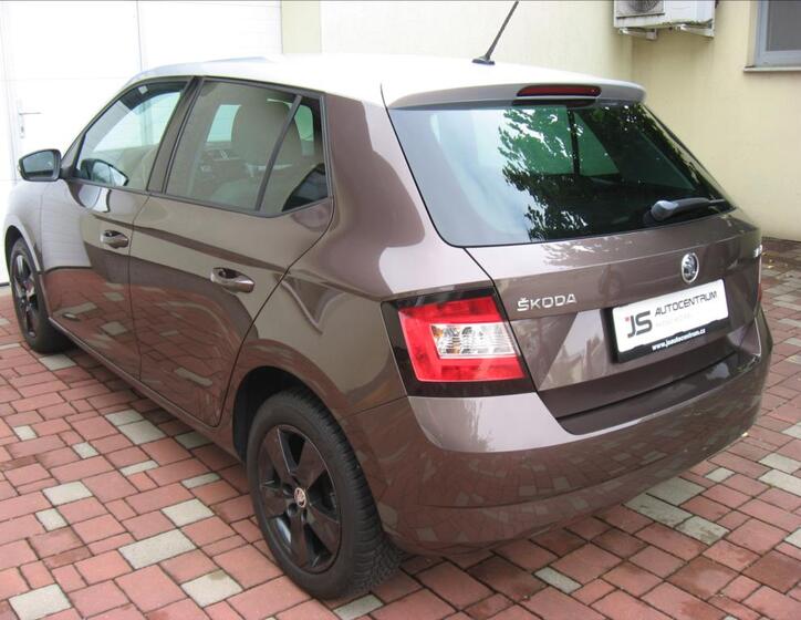 Škoda Fabia 10