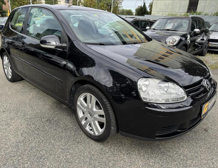 Volkswagen Golf 14