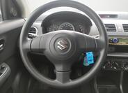 Suzuki Swift 11