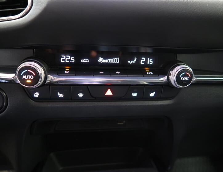 Mazda CX-30 18