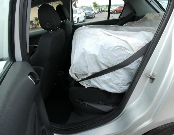 Opel Corsa 16
