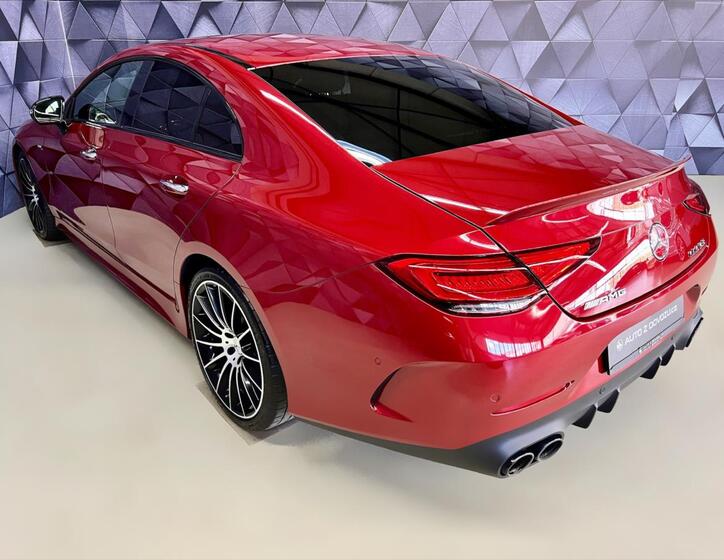 Mercedes-Benz CLS 5