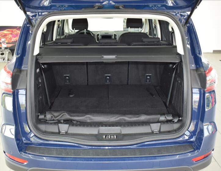 Ford S-MAX 14