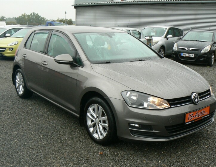 Volkswagen Golf 2
