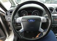 Ford Galaxy 31