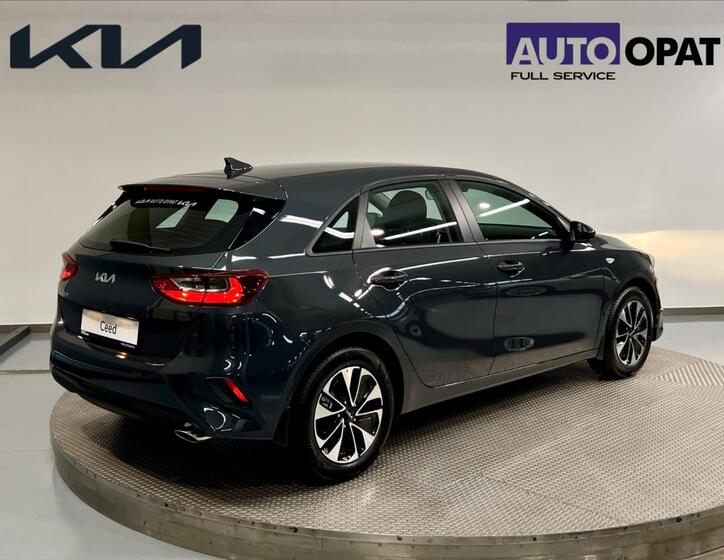 KIA Ceed 5