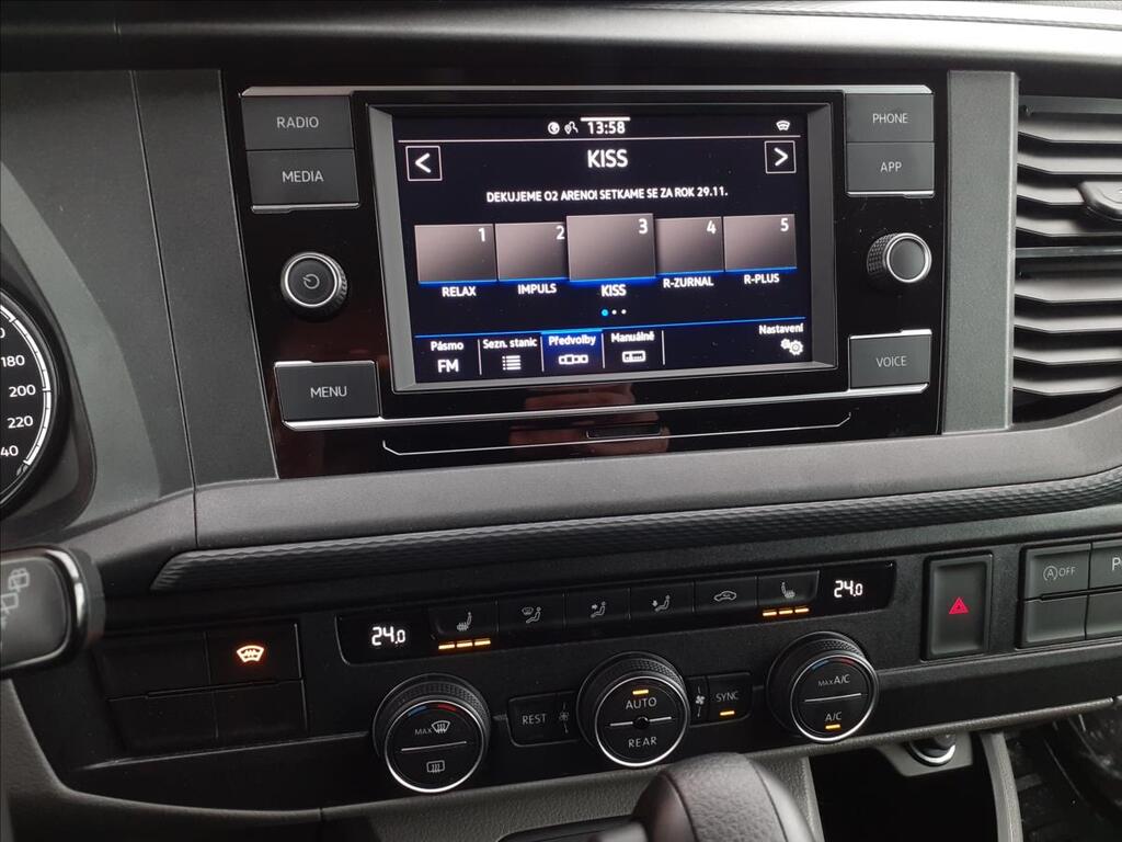 Volkswagen Caravelle 14