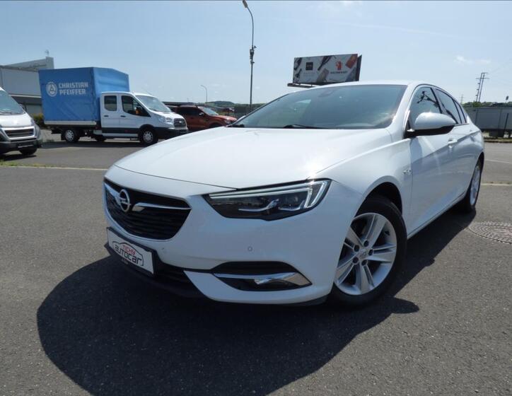 Opel Insignia 7