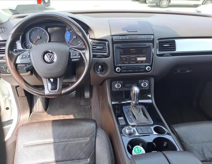 Volkswagen Touareg 9