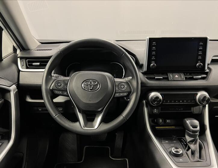 Toyota RAV4 5