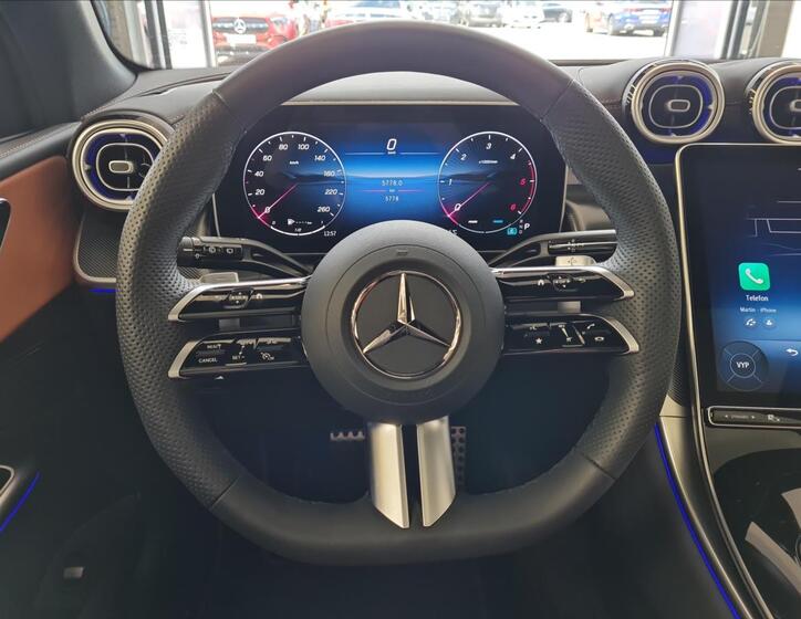 Mercedes-Benz GLC 10
