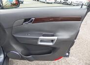Opel Antara 44