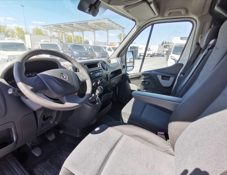 Renault Master 6