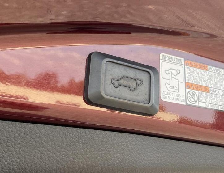 Toyota RAV4 33