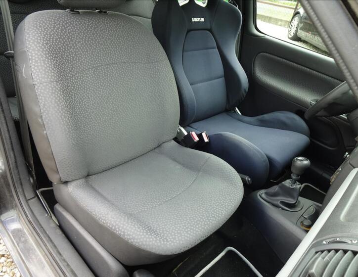 Renault Clio 29