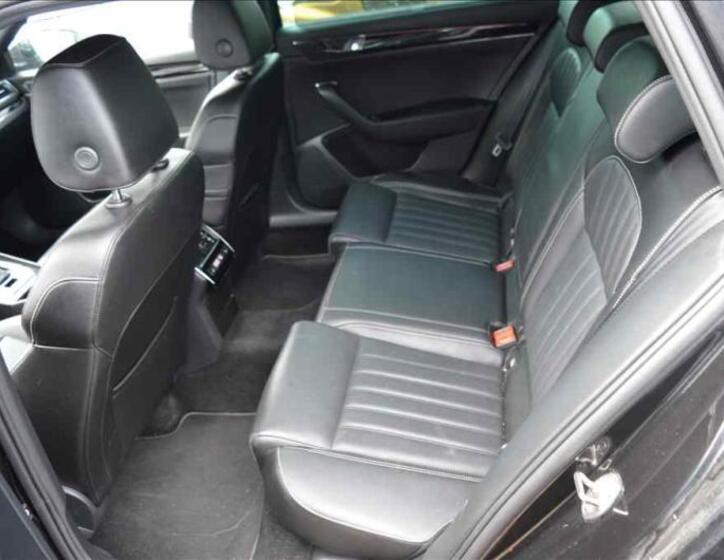 Škoda Superb 16
