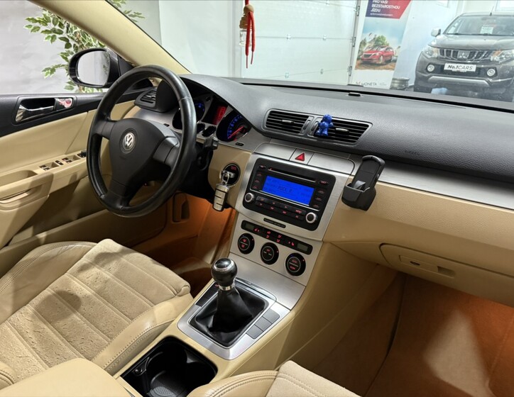 Volkswagen Passat 12