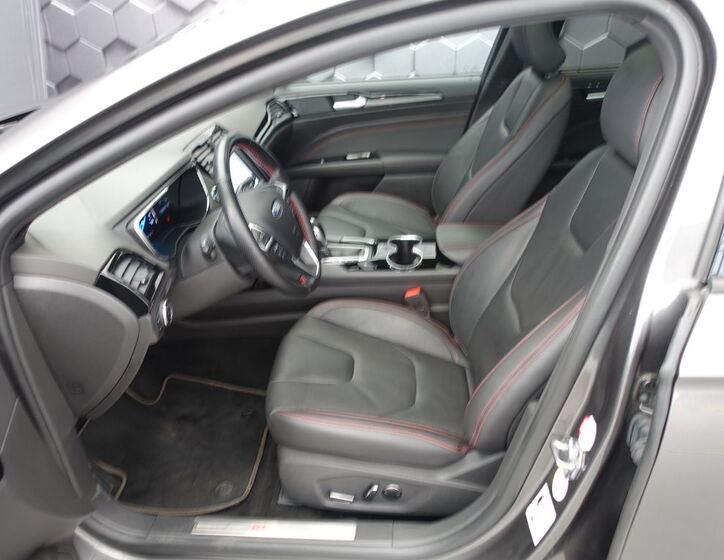 Ford Mondeo 27