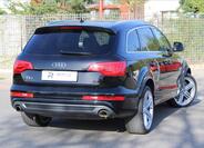 Audi Q7 2