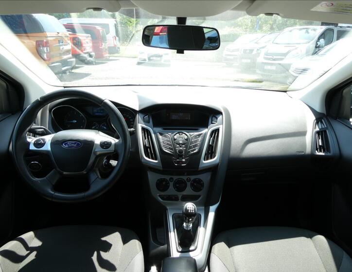 Ford Focus 26