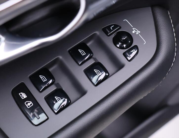 Volvo XC90 18