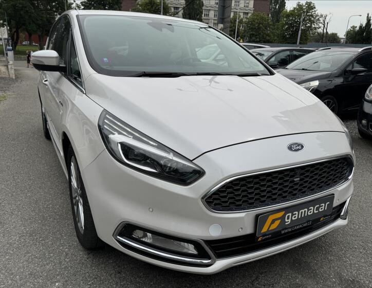 Ford S-MAX 19