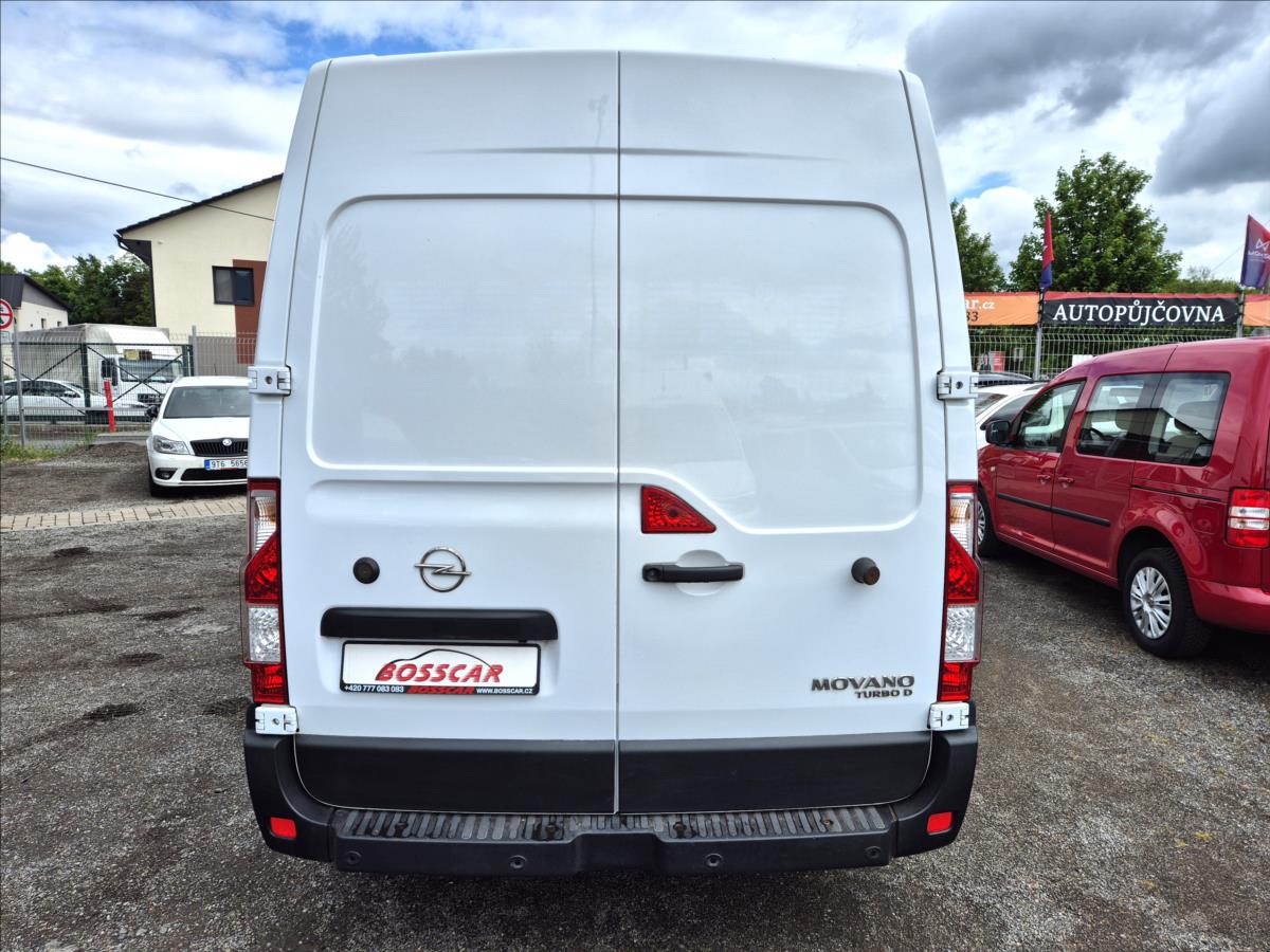 Opel Movano