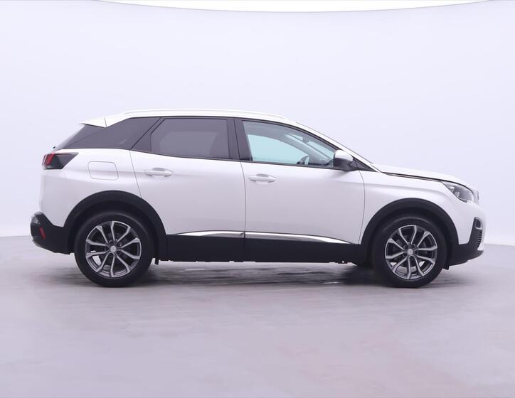 Peugeot 3008 8