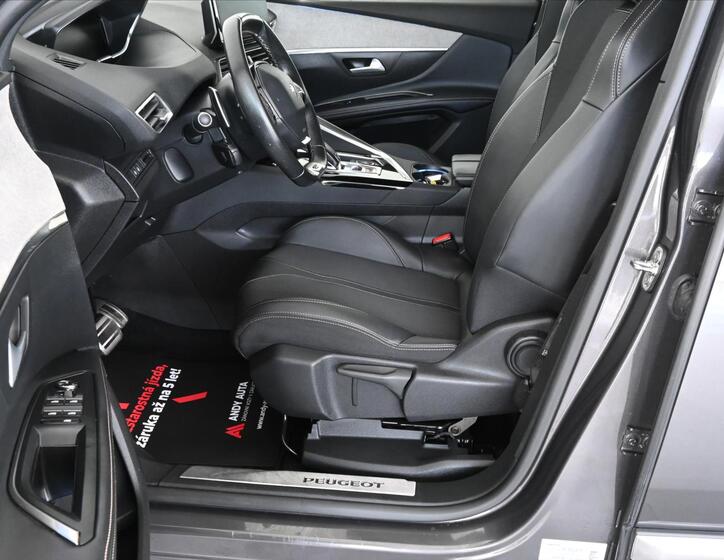 Peugeot 5008 10