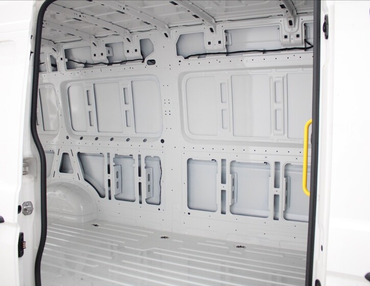 Volkswagen Crafter 13