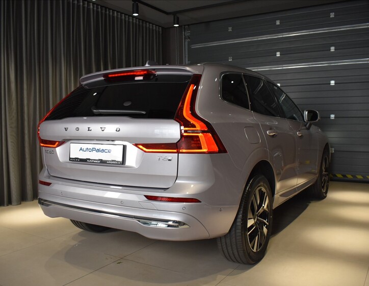 Volvo XC60 4