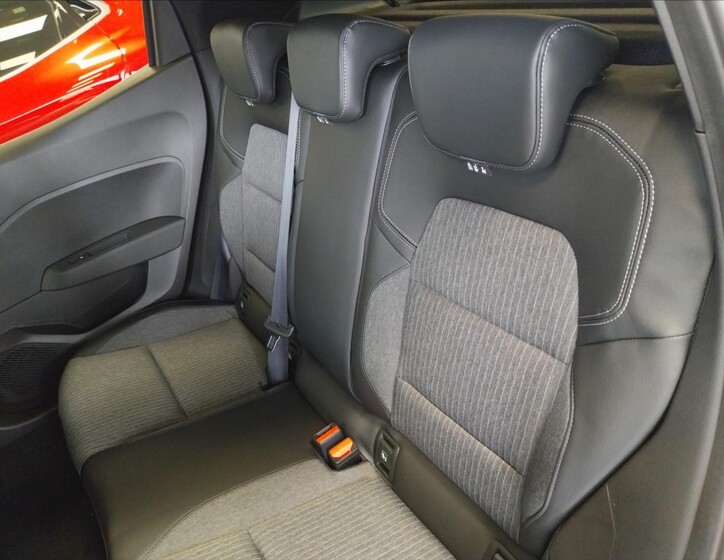 Mitsubishi Colt 7