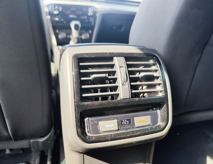 Volkswagen Passat 12