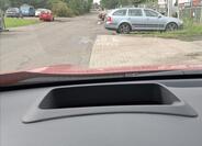 Toyota Yaris Cross 16