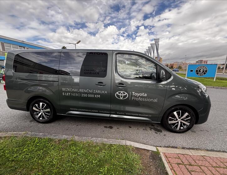 Toyota ProAce Verso 7