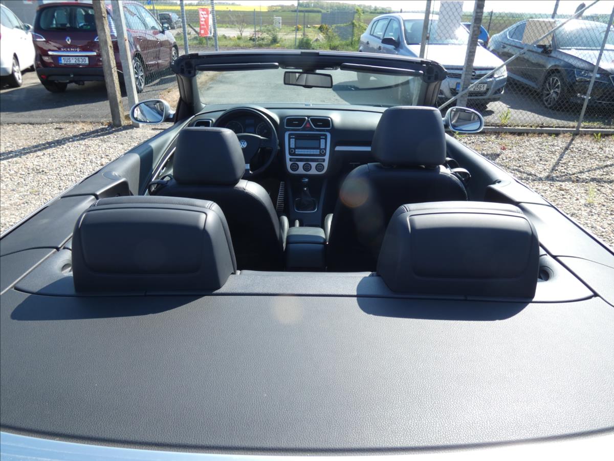 Volkswagen EOS