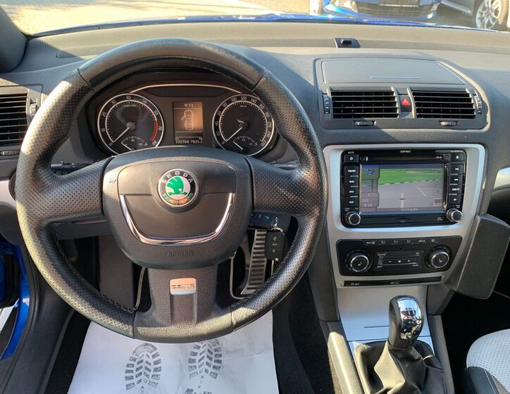 Škoda Octavia 12
