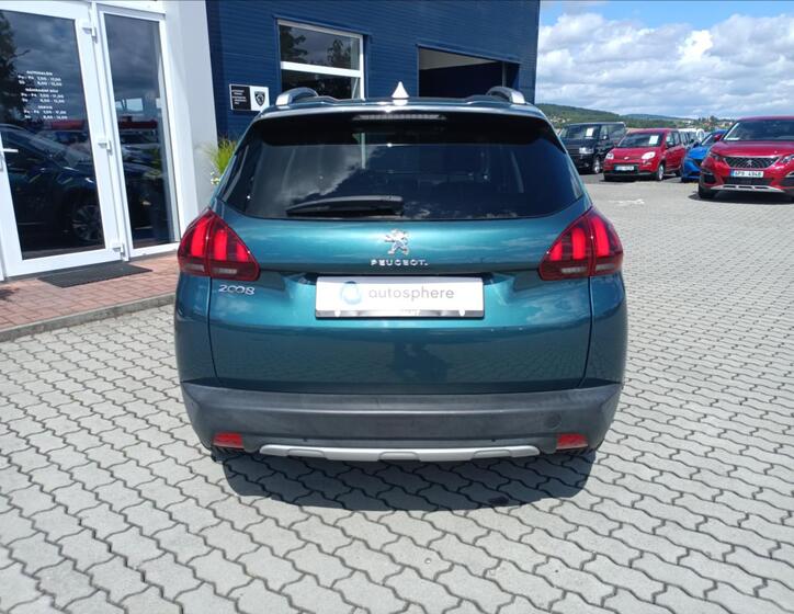 Peugeot 2008 11