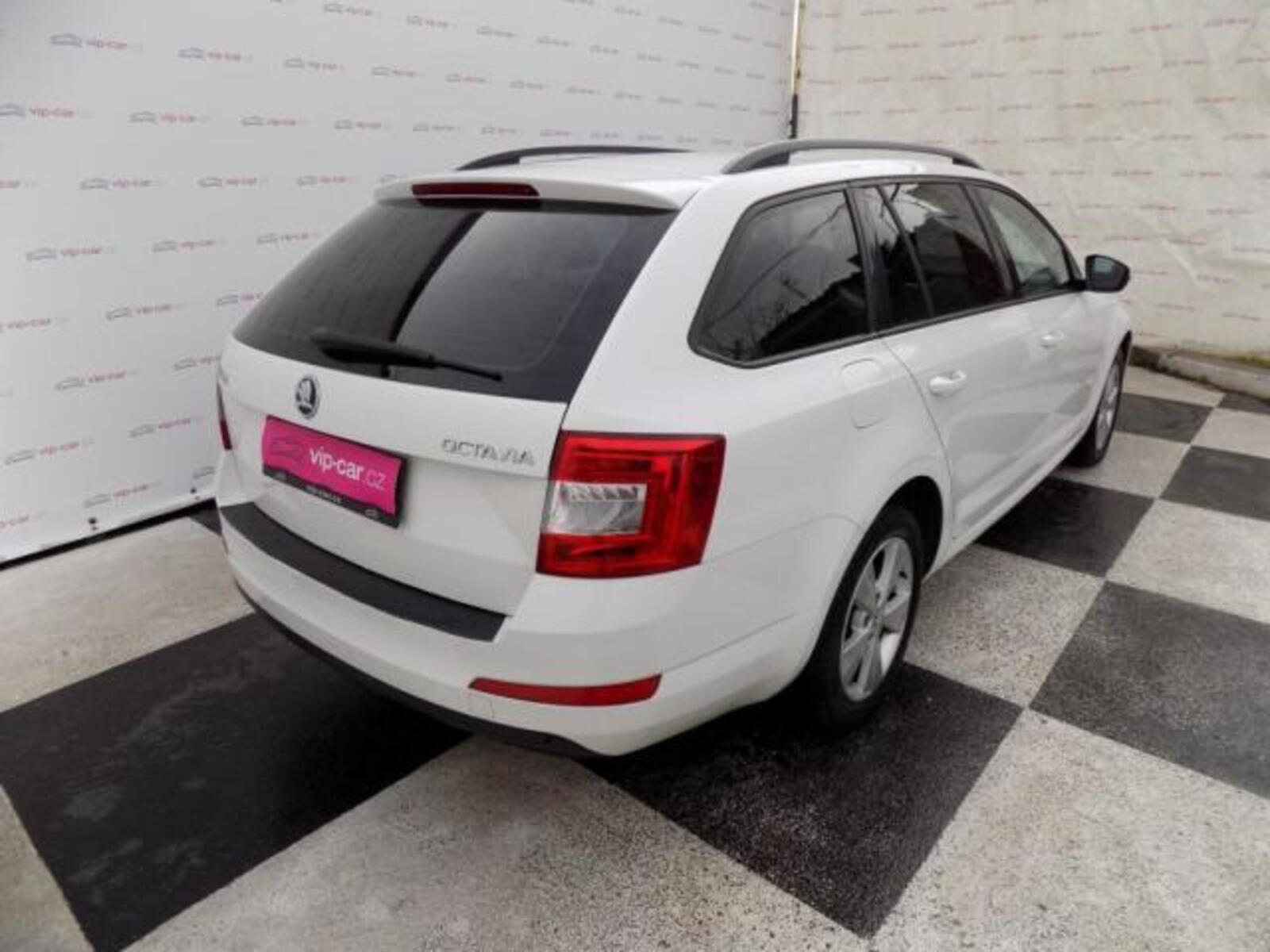 Škoda Octavia 8