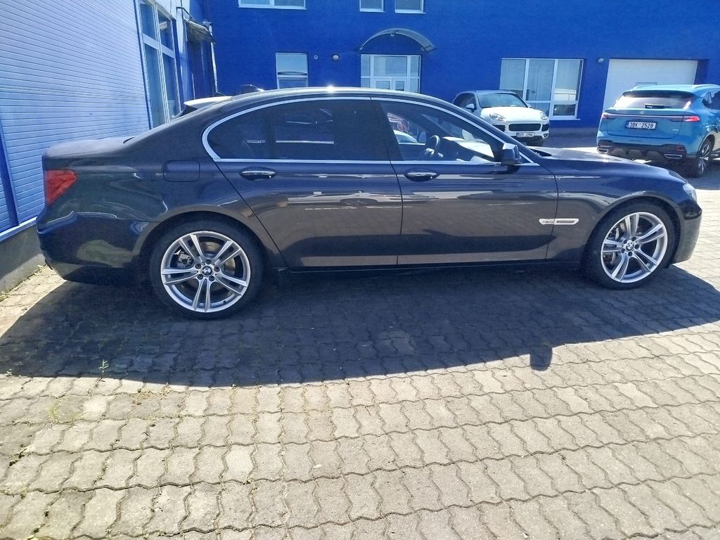 BMW Řada 7