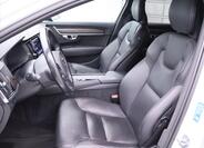 Volvo V90 12