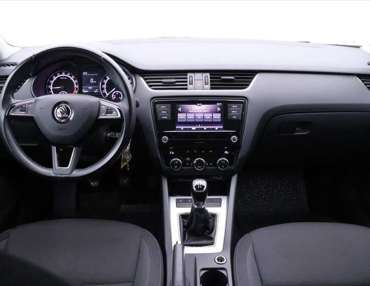 Škoda Octavia 23