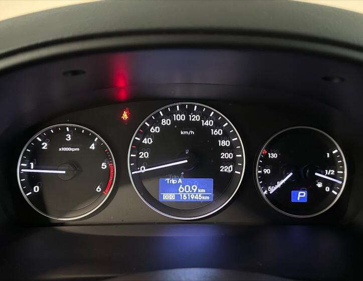 Hyundai H 1 23